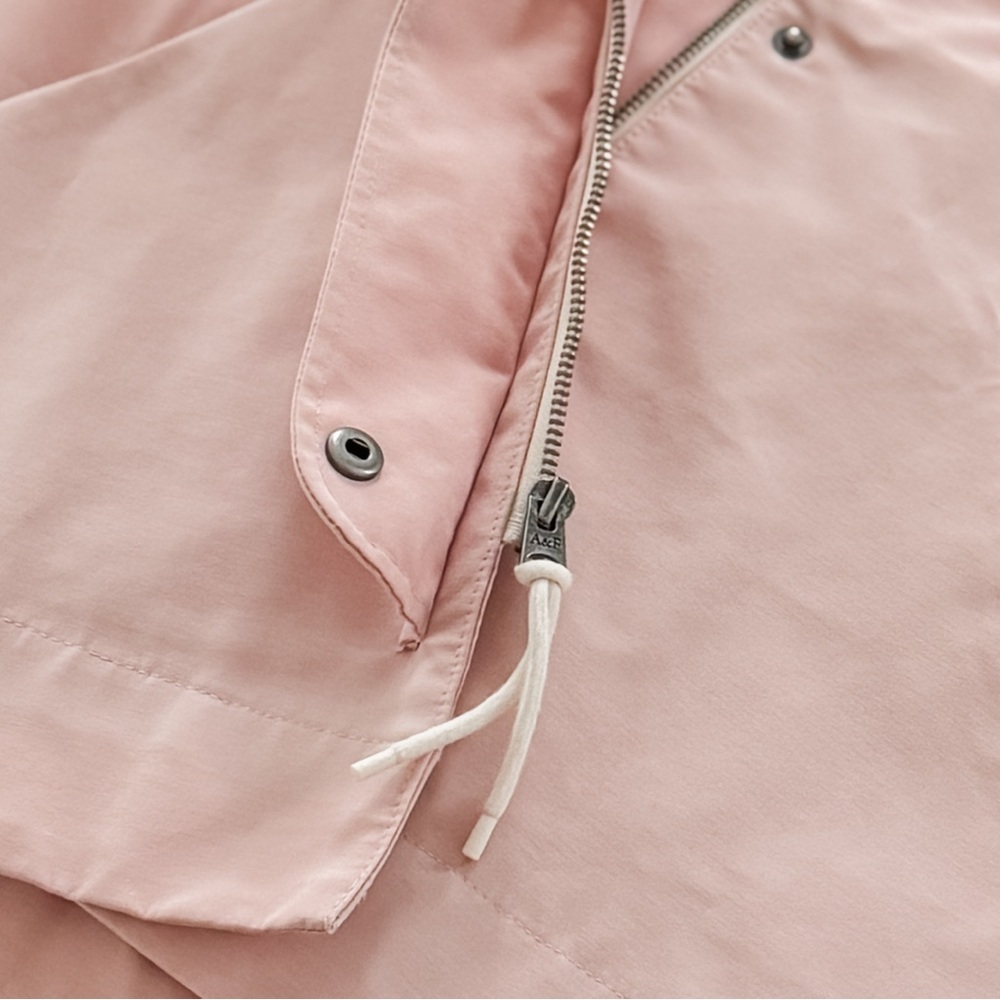 Abercrombie & Fitch Classic Rain Jacket in Blush Pink - Picture 9 of 12